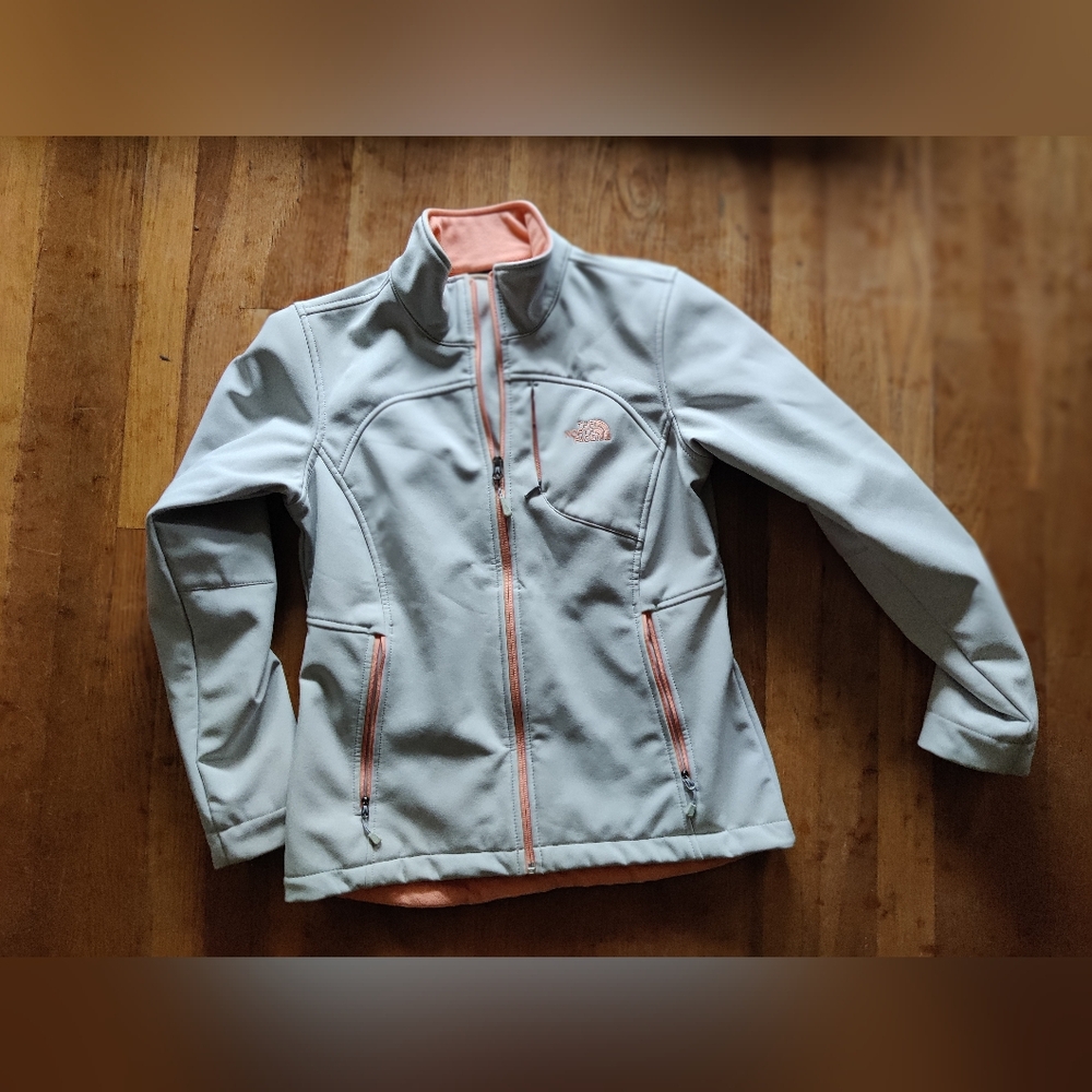 The North Face Apex Bionic Windwall Gray and Peach Jacket Womens size M